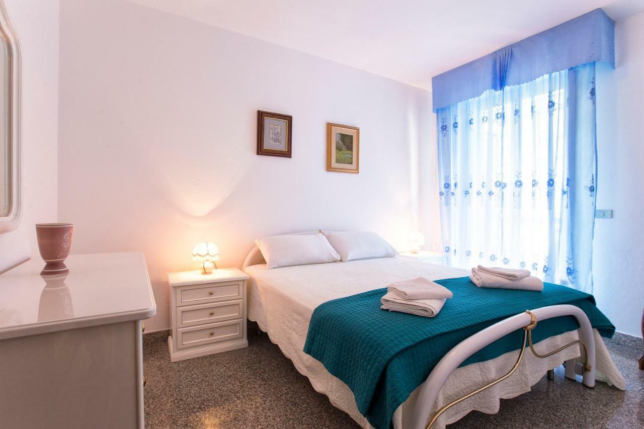 A Due Passi Dal Lido Apartment อาลเกโร ภายนอก รูปภาพ