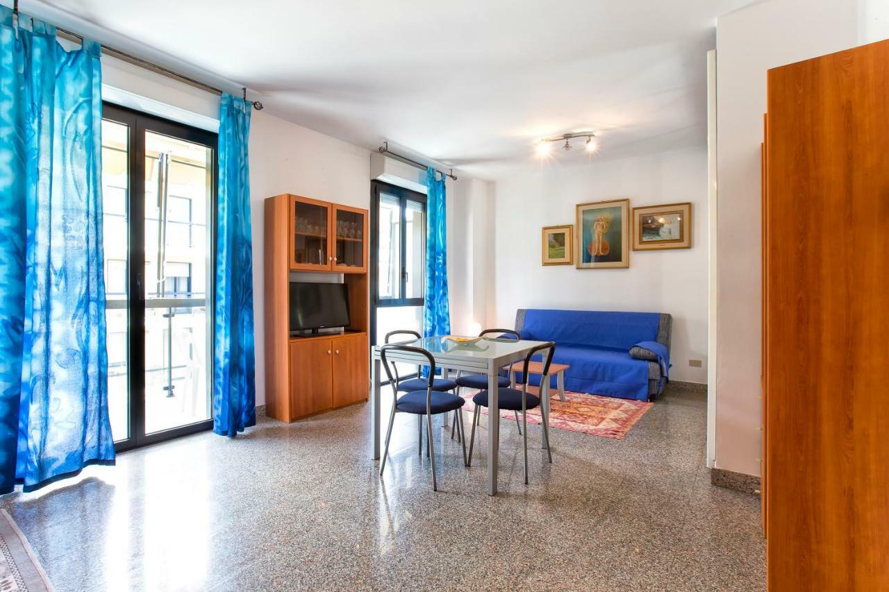 A Due Passi Dal Lido Apartment อาลเกโร ภายนอก รูปภาพ